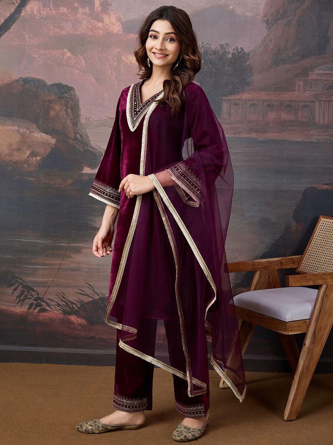 Dhiyona PD Women Women Embroidered Kurta & Trouser With Dupatta
