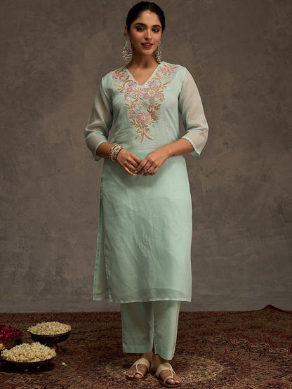 Women Floral Embroidered Kurta with Trousers & Dupatta