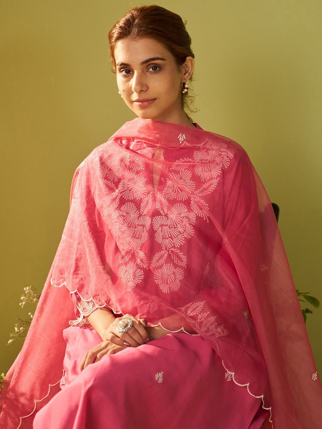 Dhiyona IE Women Floral Embroidered Kurta with Trousers & Dupatta