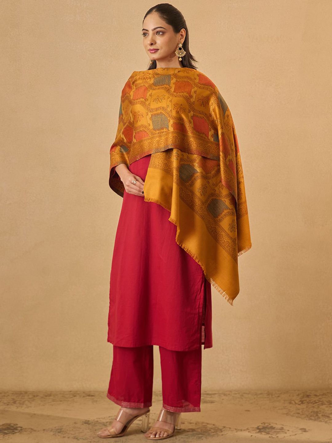 Dhiyona PA Shameem Ethnic Motifs Woven Design Kani Woolen Shawl