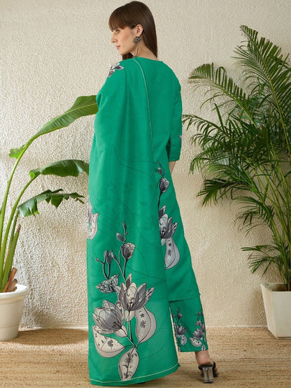 Women Floral Printed Regular Thread Work Kurta with Trousers & With Dupatta