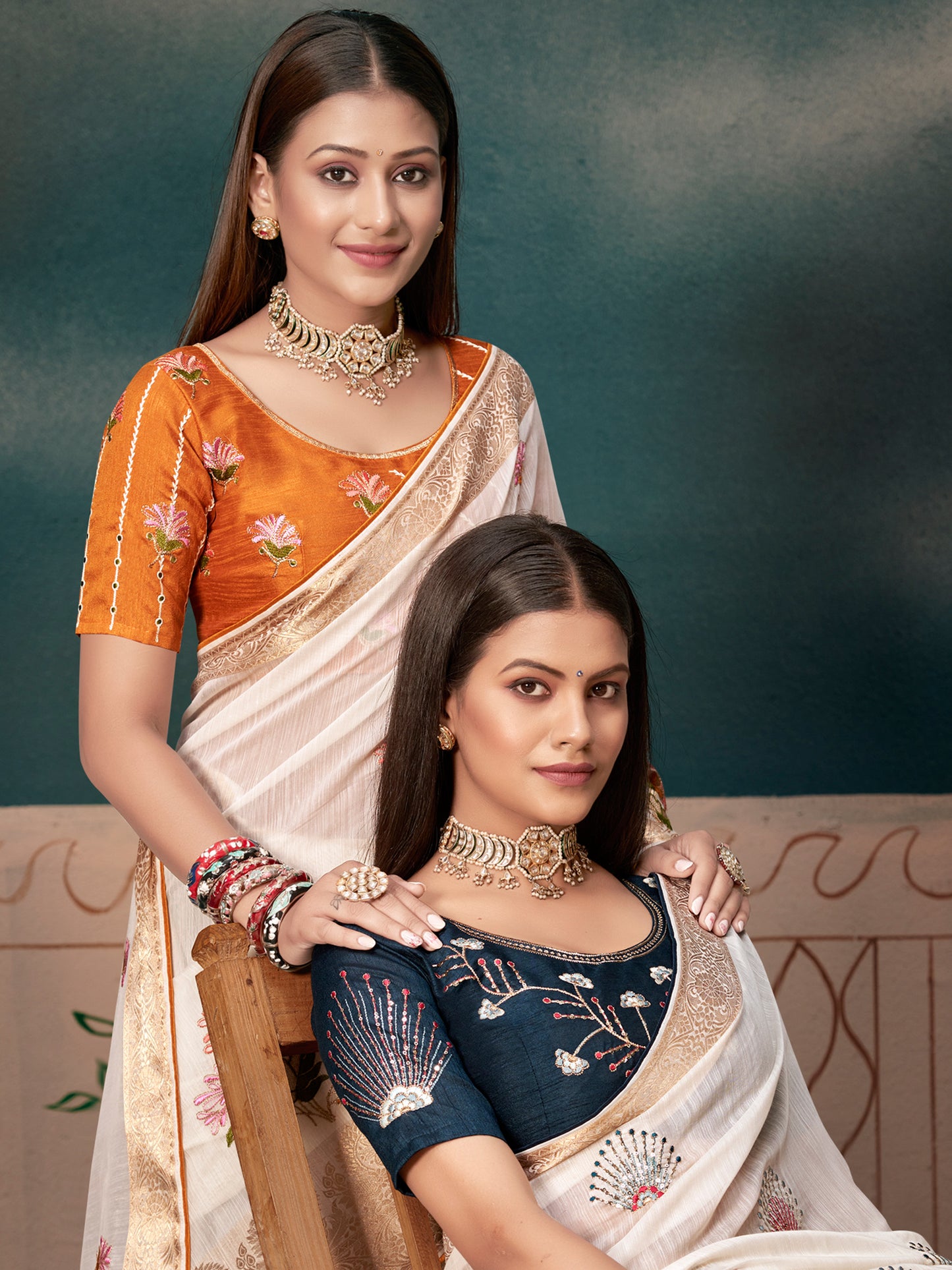 Women's Cotton Blend White Woven Design Designer Saree With Blouse Piece