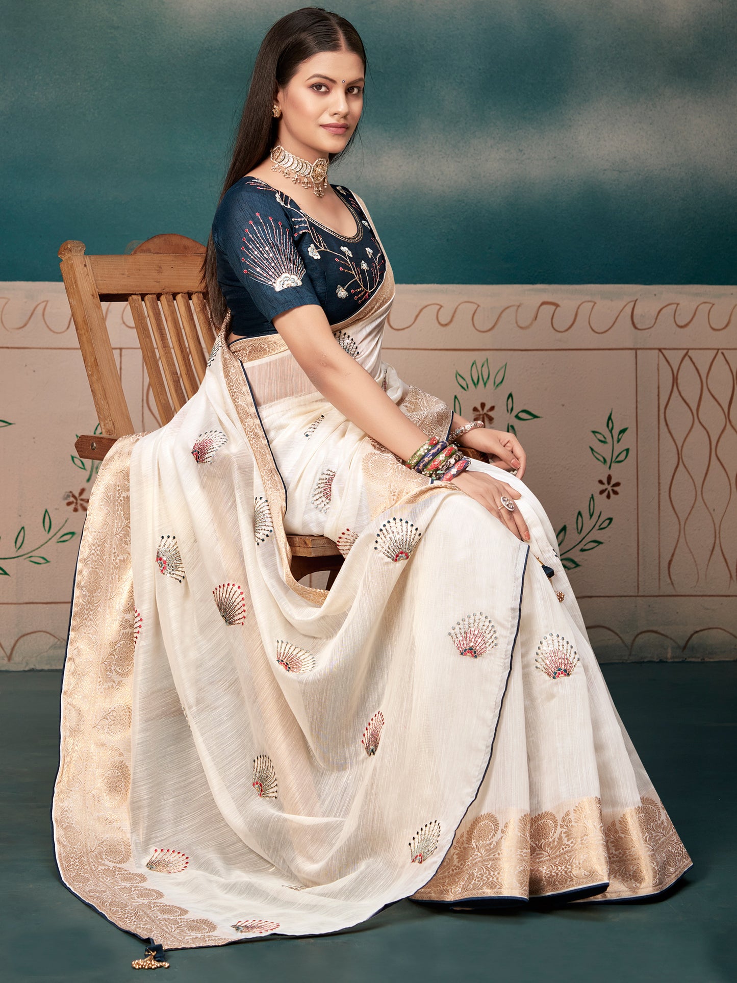 Women's Cotton Blend White Woven Design Designer Saree With Blouse Piece