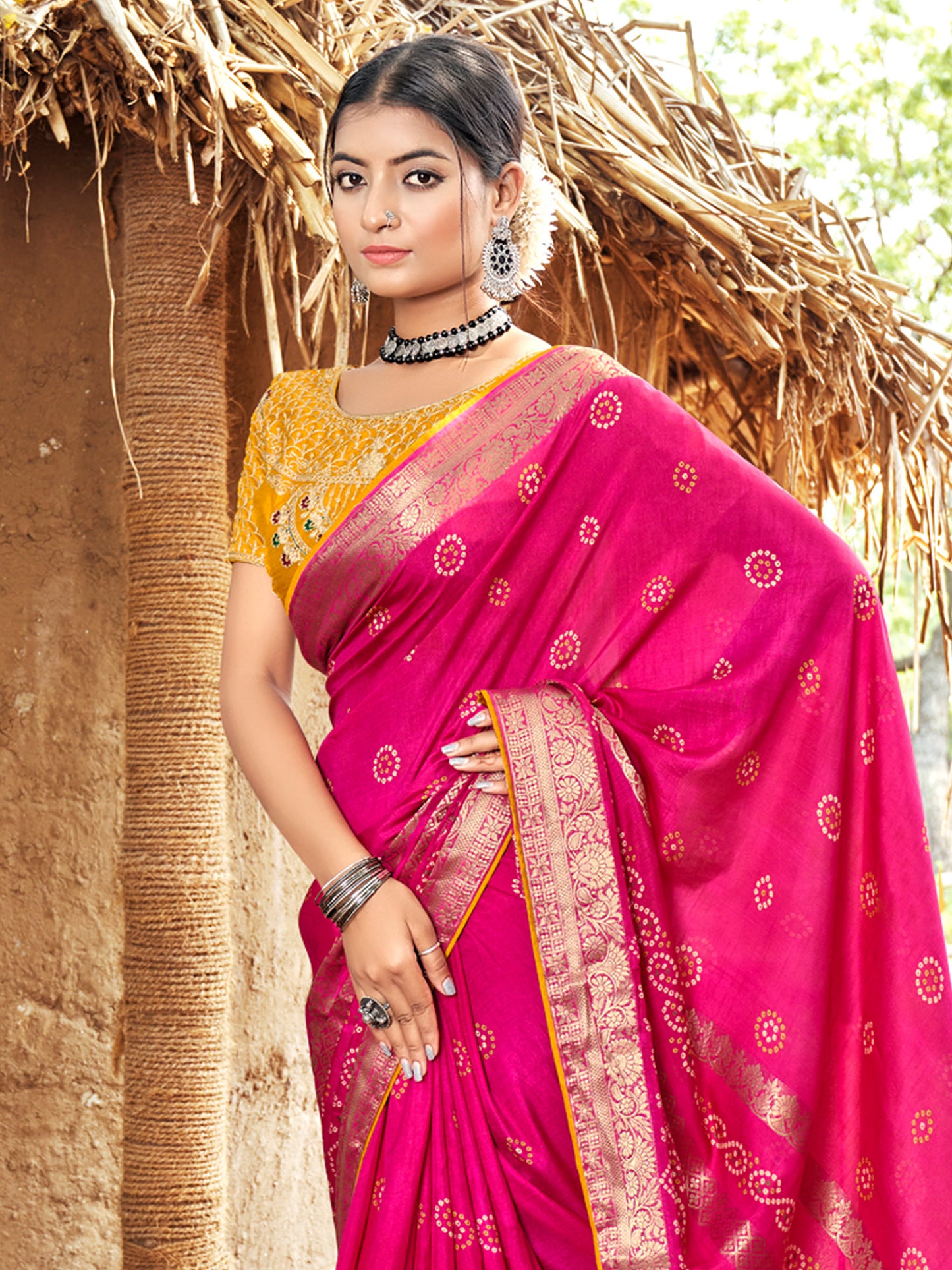 Women's Pure Silk Pink Woven Design Designer Saree With Blouse Piece