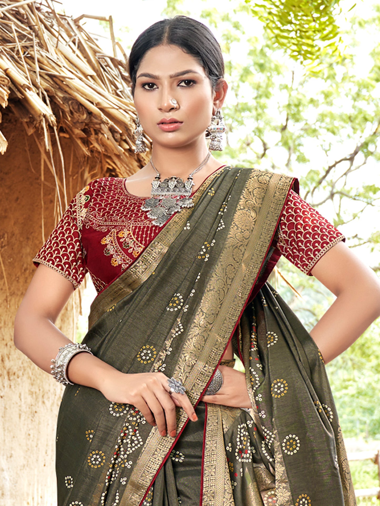 Women's Pure Silk Olive Woven Design Designer Saree With Blouse Piece