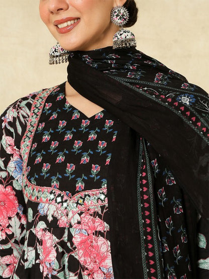 Women's Floral Printed V-Neck Anarkali Pure Cotton Kurta With Palazzos And Dupatta