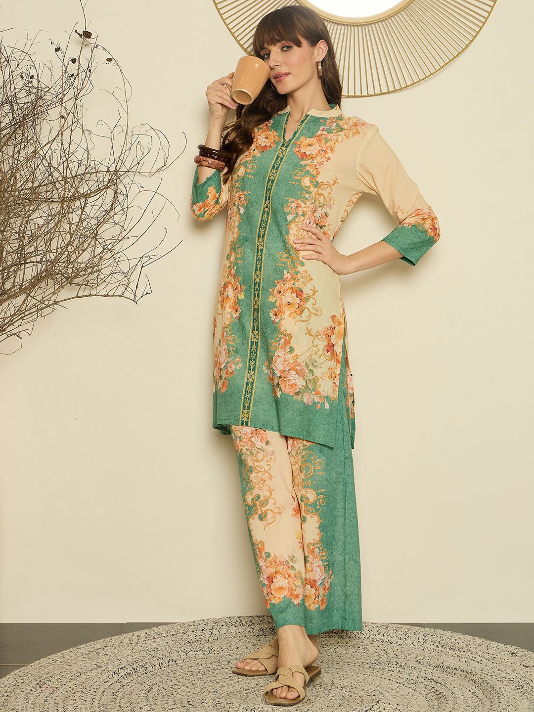 Dhiyona IE Women Printed Mandarin Collar Top and Trousers Co-Ords