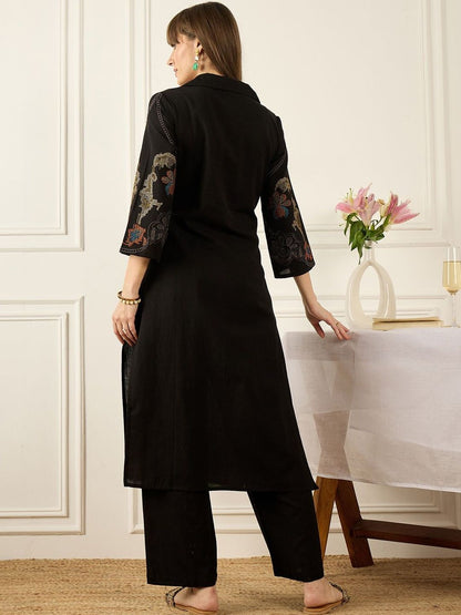 Dhiyona IE Embroidered V-Neck Three-Quarter Sleeves Pure Cotton Tunic And Trousers