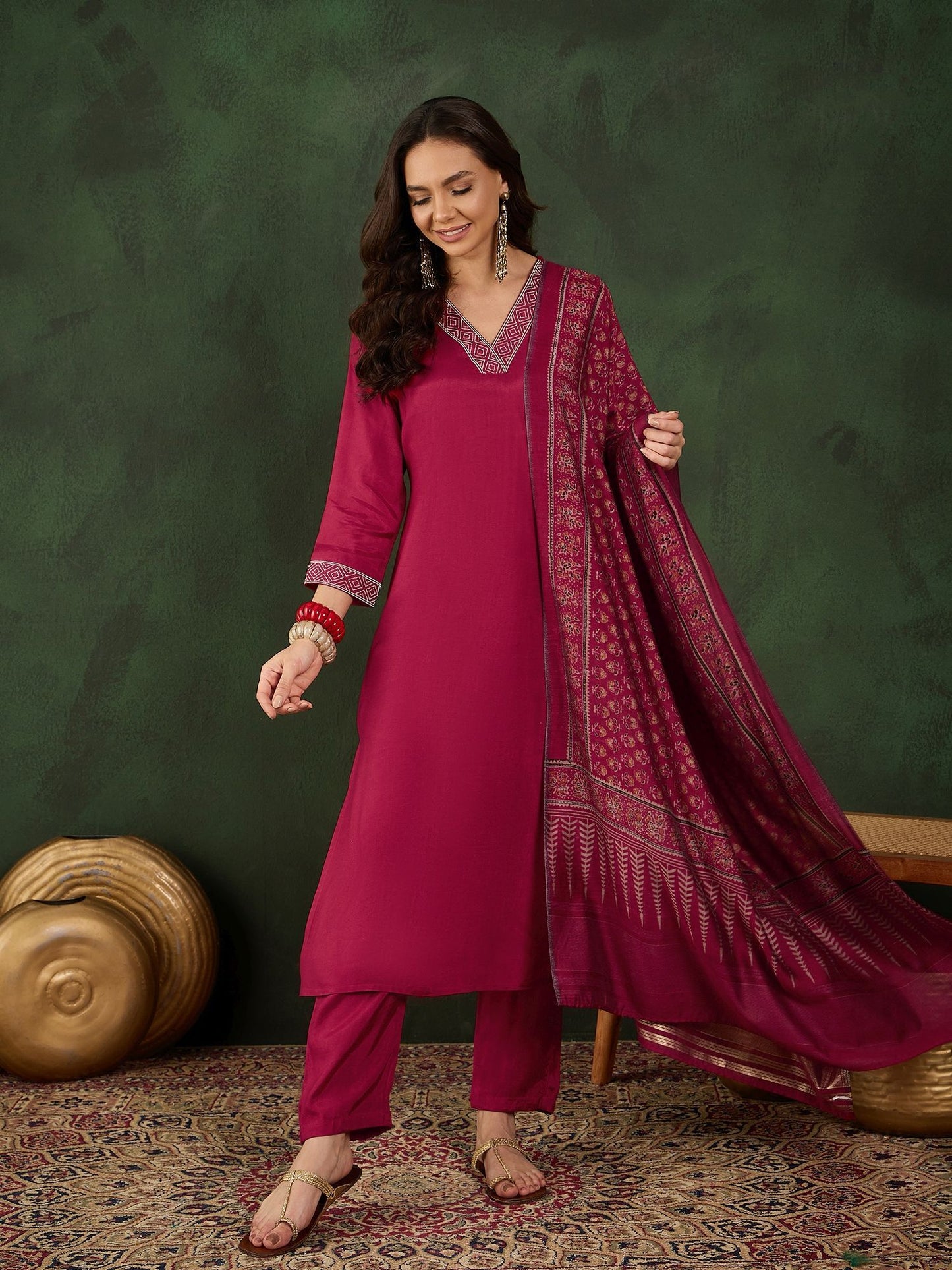 Dhiyona SN Women's Thread Work V-Neck Kurta With Trousers & Dupatta