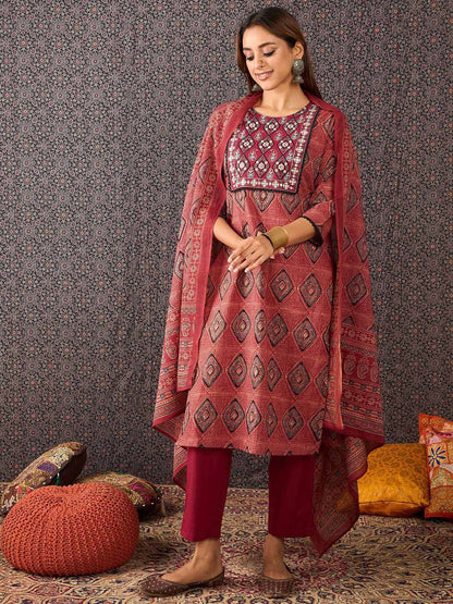 Geometric Printed Mirror Work Pure Cotton Kurta With Trousers & Dupatta