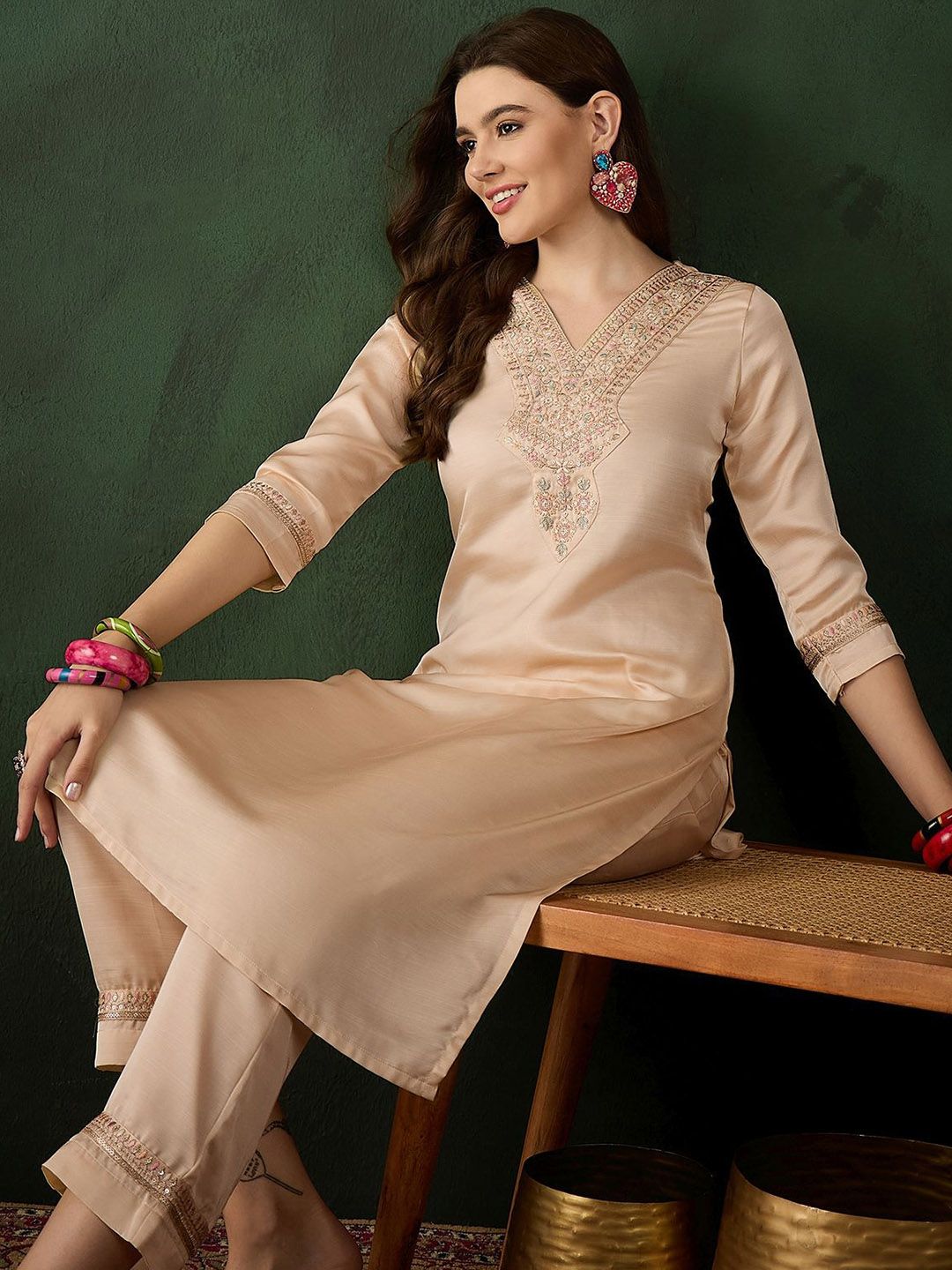 Dhiyona SN Women's Ethnic Motifs Designer & Jari Work Kurta With Trousers