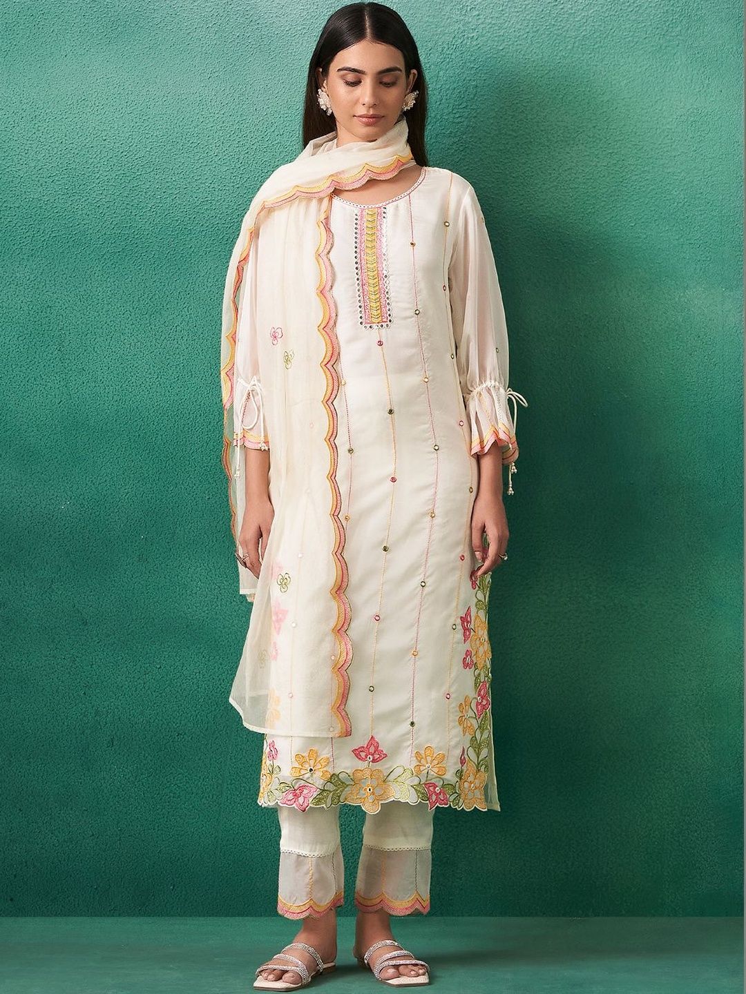 Women Floral Embroidered Regular Mirror Work Kurta with Trousers & With Dupatta
