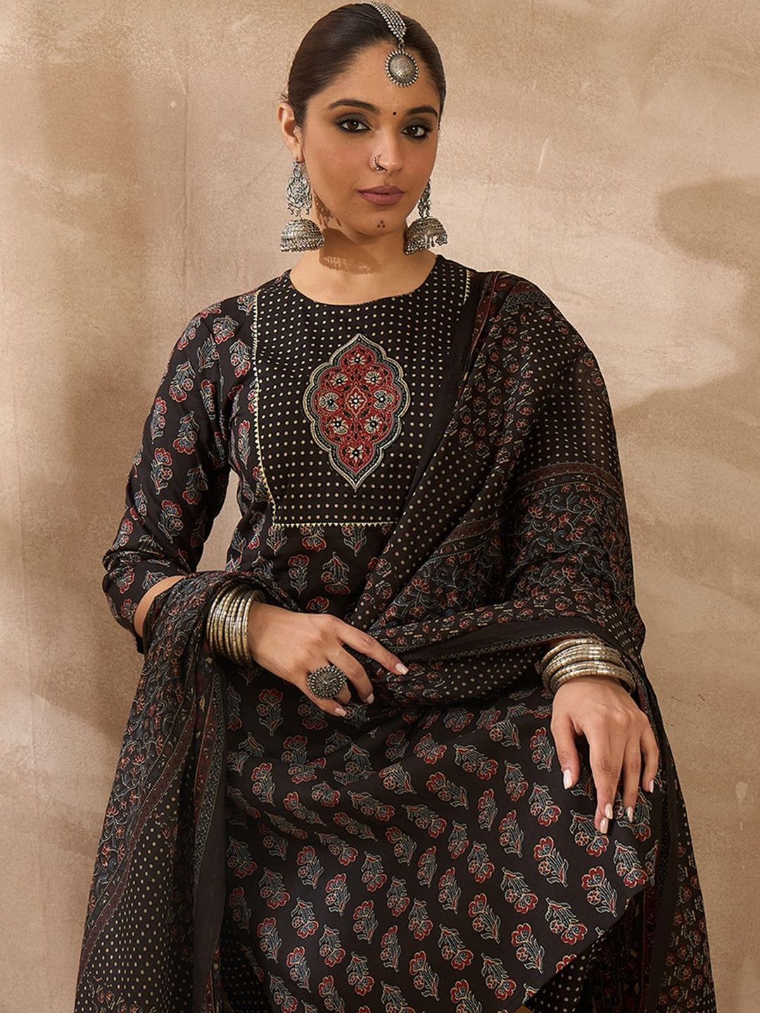 Women Ethnic Motifs Printed Cotton Kurta with Trousers & Dupatta