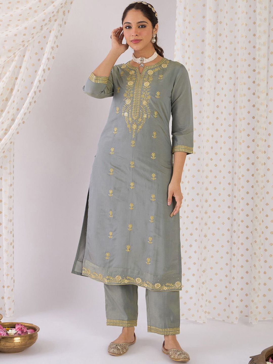 Floral Embroidered Zari Straight Kurta with Trousers & With Dupatta