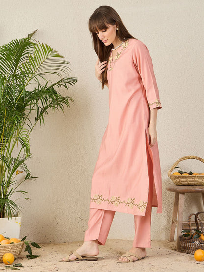 Dhiyona IE Floral Embroidered V-Neck A-Line Tunic With Trousers