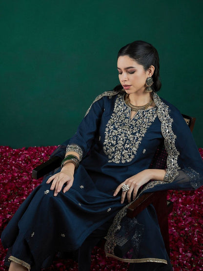 Women Ethnic Motifs Embroidered Kurta with Trousers & Dupatta