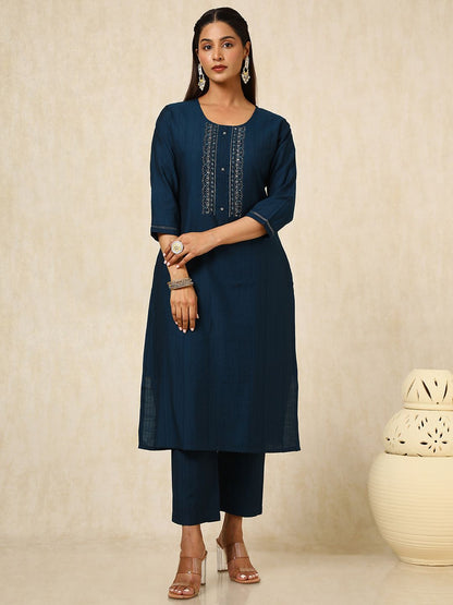 Dhiyona SO Women's Women Floral Embroidered Regular Beads and Stones Kurta with Trousers & With Dupatta