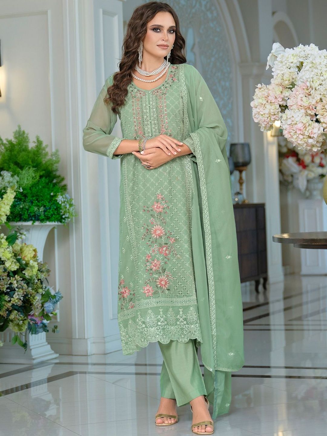 Women Floral Embroidered Kurta with Trousers & Dupatta