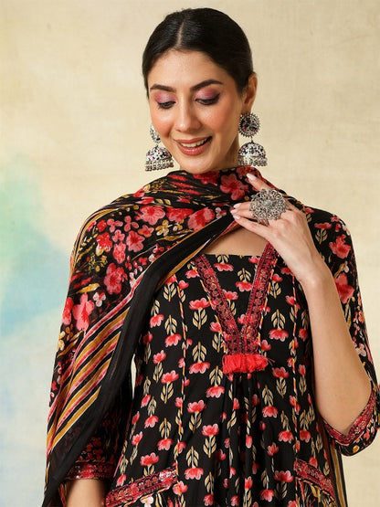 Women's Women Floral Printed Regular Pure Cotton Kurta with Trousers & With Dupatta