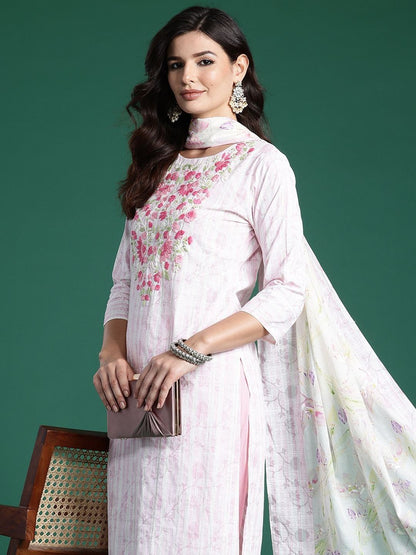 Women Floral Printed Regular Thread Work Pure Cotton Kurta with Trousers & With Dupatta