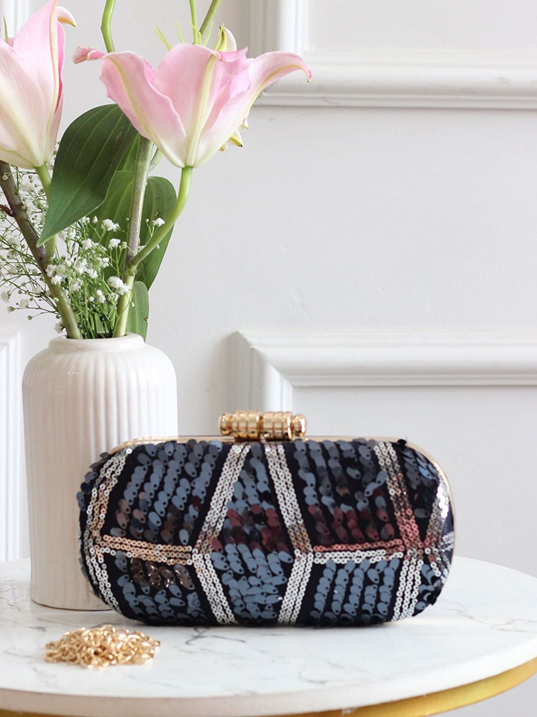 Dhiyona NR Floral Embroidered Sequinned Velvet Box Clutch