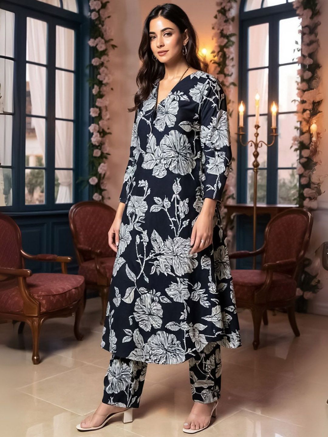 Women Floral Printed Pure Cotton Kurta with Trouser