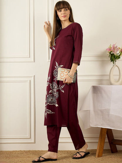 Dhiyona IE Printed Round Neck Three-Quarter Sleeves Pure Cotton Top With Trousers