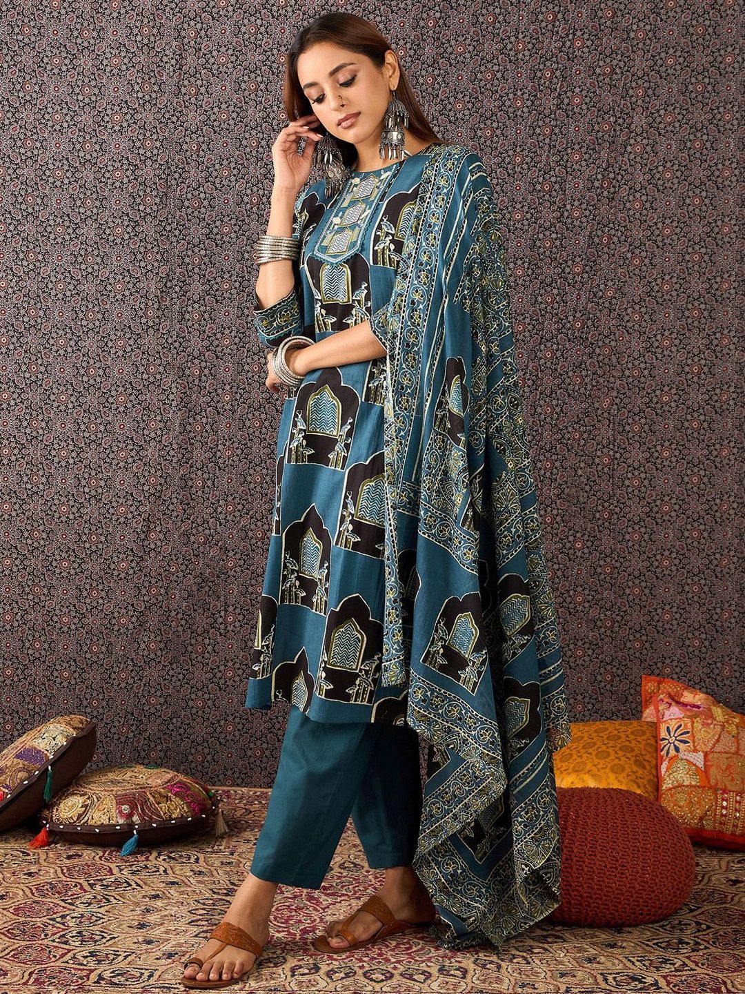 Women Ethnic Motifs Printed Regular Pure Cotton Kurta Set With Dupatta
