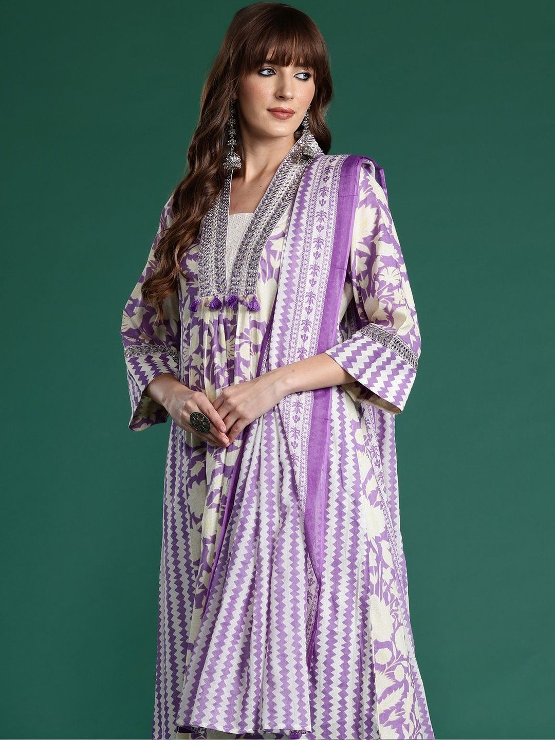 Women Floral Printed Empire Thread Work Pure Cotton Kurta with Trousers & With Dupatta