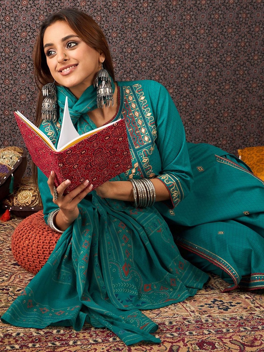 Ethnic Motifs Embroidered Thread Work Pure Cotton Kurta With Trousers & Dupatta