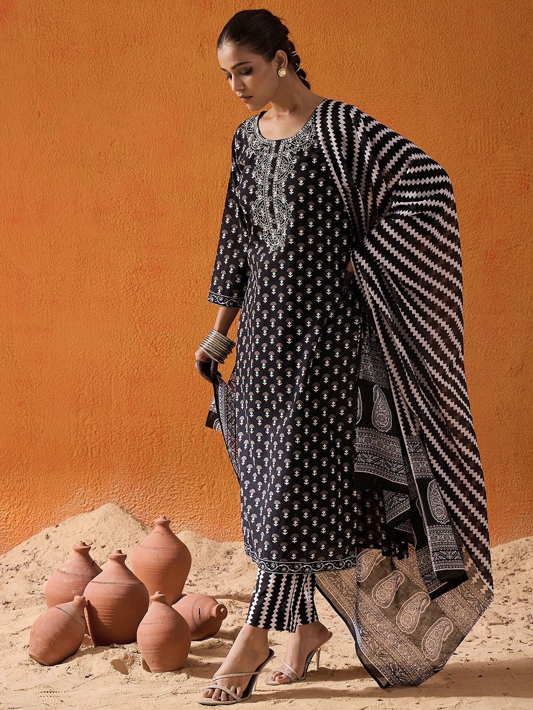 Dhiyona IE Ethnic Motifs Printed Pure Cotton Straight Kurta With Trousers & Dupatta