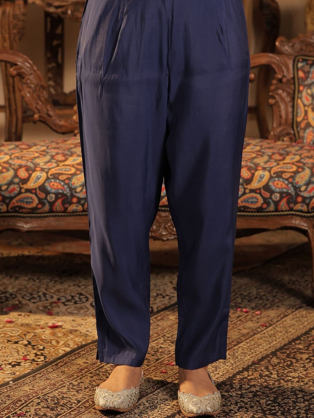 Women Paisley Embroidered Sequinned Kurta with Trousers & Dupatta