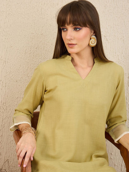 Mandarin Collar Kurta with Trousers
