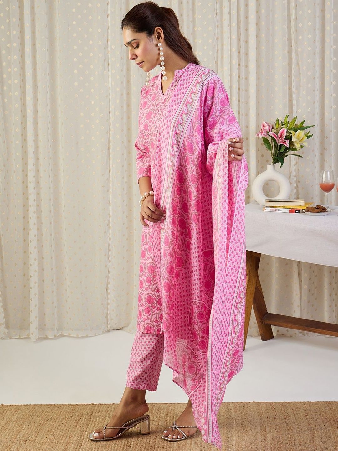 Floral Printed V-Neck Thread Work Pure Cotton Kurta With Trousers & Dupatta