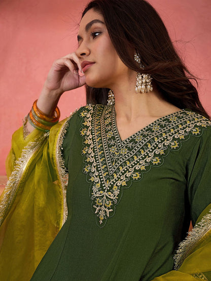 Dhiyona SN Women's Yoke Design V-Neck A-Line kurta & Trousers With Dupatta