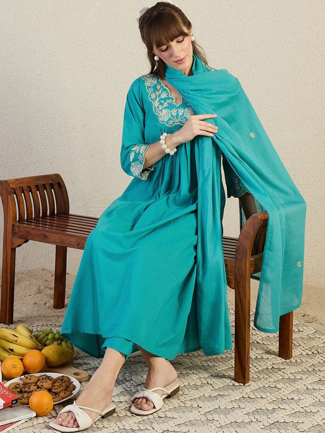 Women Floral Embroidered Tiered Thread Work Pure Cotton Kurta with Trousers & With Dupatta