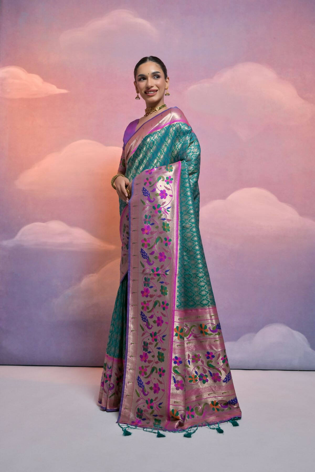 Women Paithani Vani Rama Saree With Unstiched Blouse