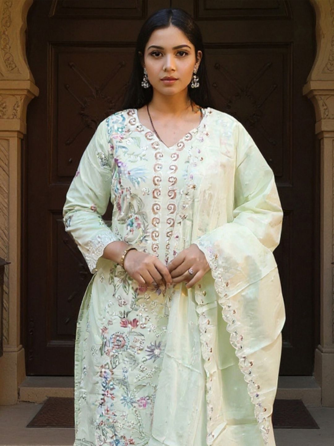 Dhiyona IE Women Embroidered Regular Thread Work Pure Cotton Kurta with Trousers & Dupatta