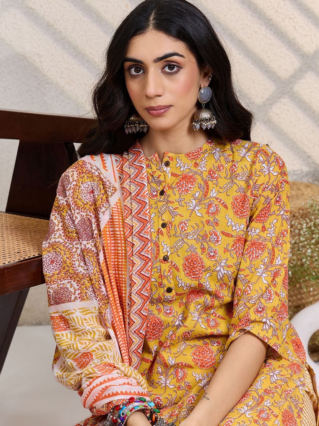 Dhiyona IE Women Floral Printed Cotton Kurta with Trousers & Dupatta