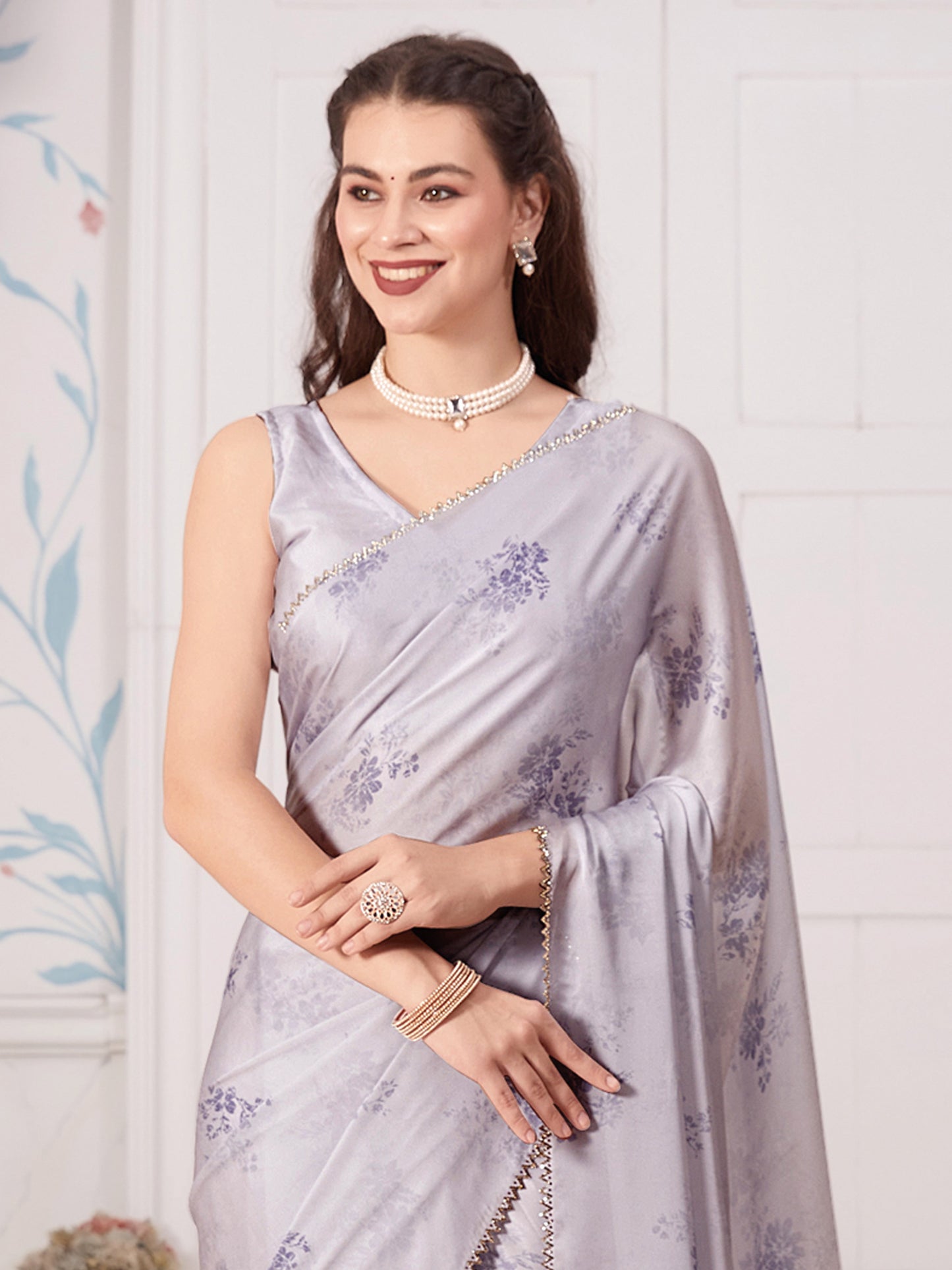 Women's Satin Silk Grey Digital Print Designer Saree With Blouse Piece