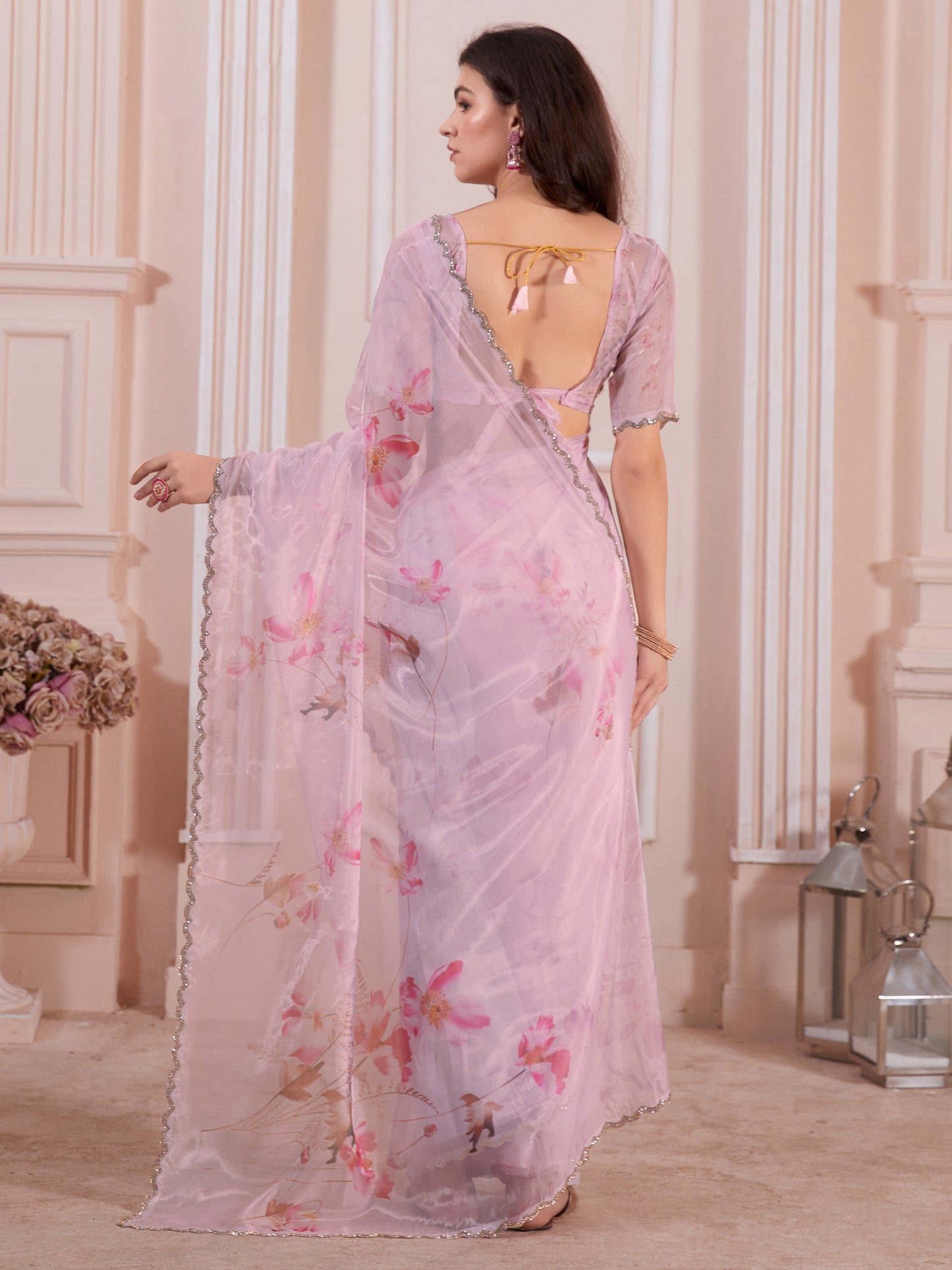 Women's Organza Pink Digital Print Designer Saree With Blouse Piece
