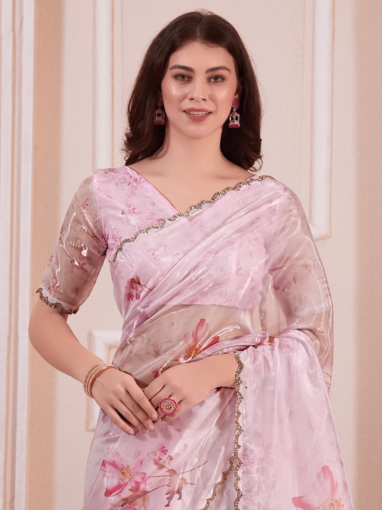 Women's Organza Pink Digital Print Designer Saree With Blouse Piece