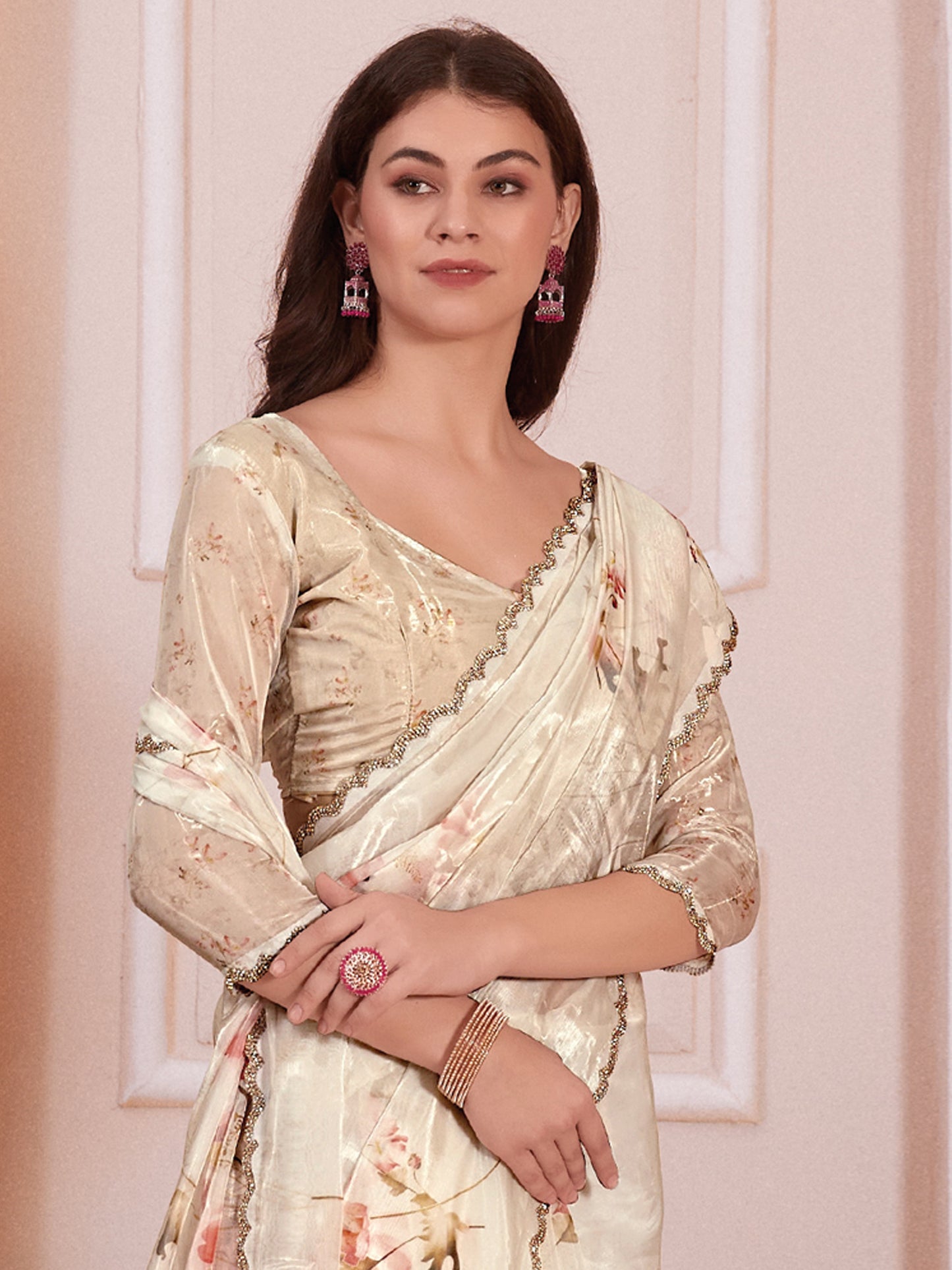 Women's Organza Cream Digital Print Designer Saree With Blouse Piece