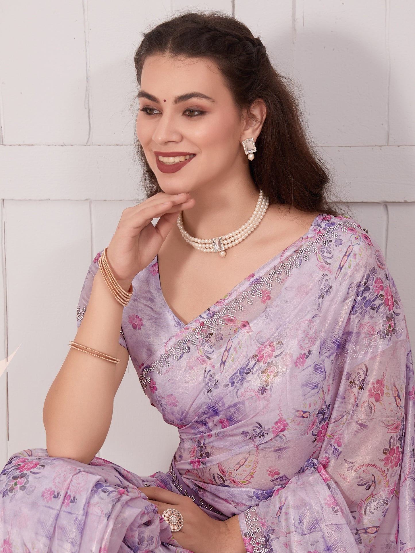 Women's Organza Lavendar Embellished Designer Saree With Blouse Piece