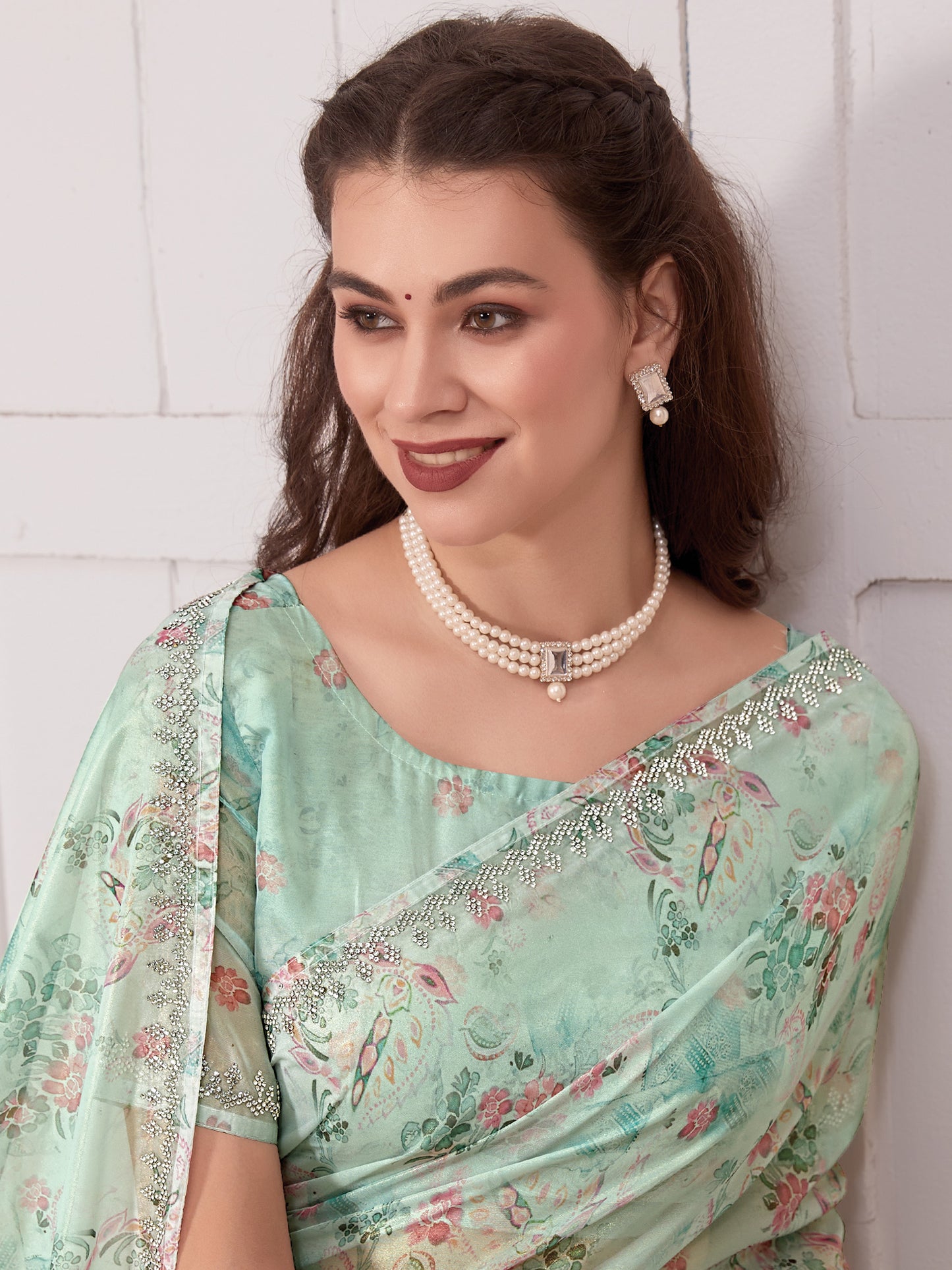 Women's Organza Sea Green Embellished Designer Saree With Blouse Piece