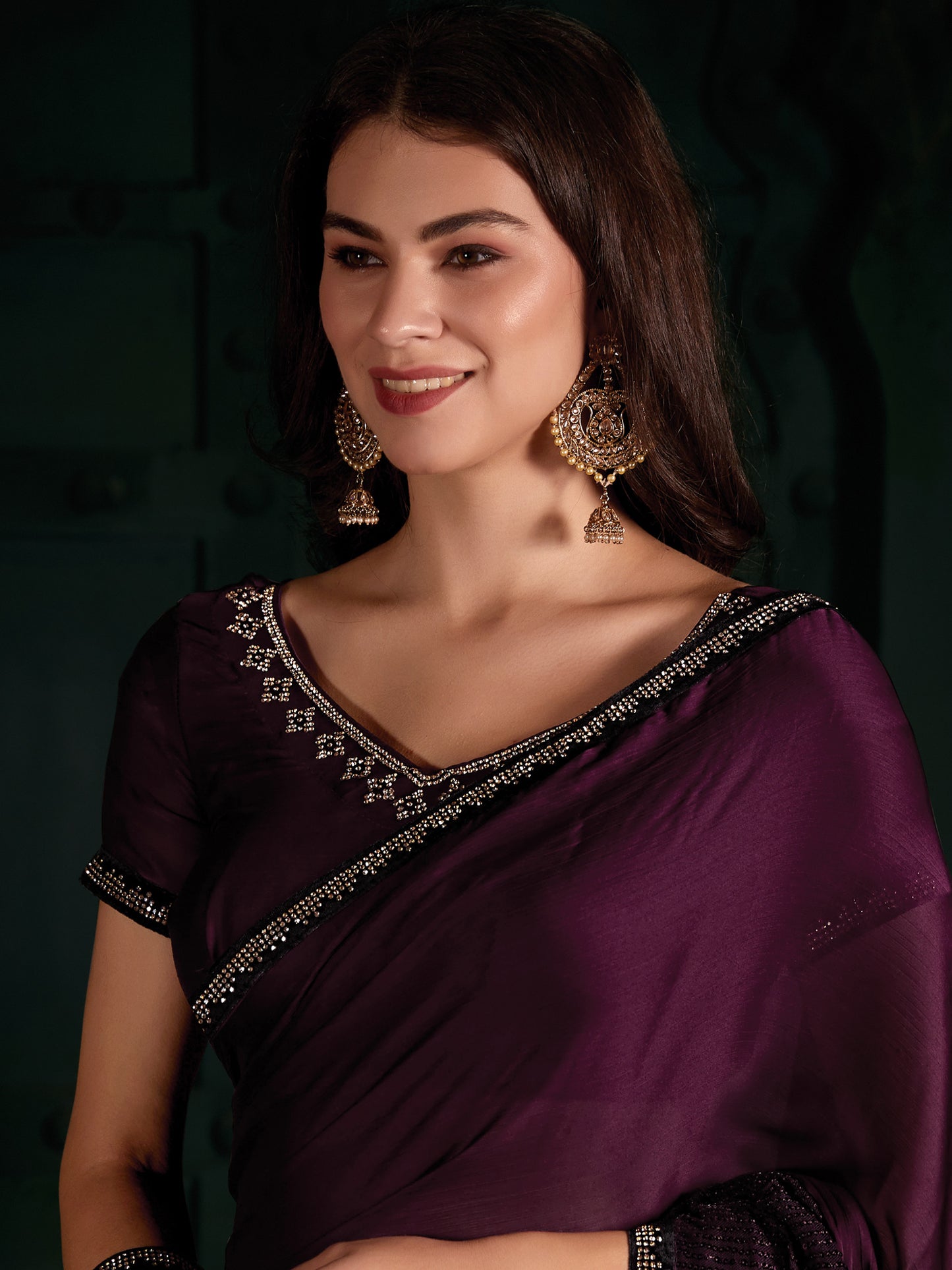 Women's Chiffon Magenta Embellished Designer Saree With Blouse Piece
