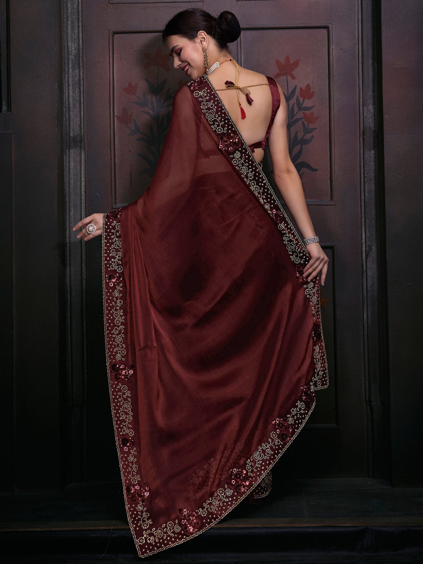 Women's Organza Brown Embellished Designer Saree With Blouse Piece