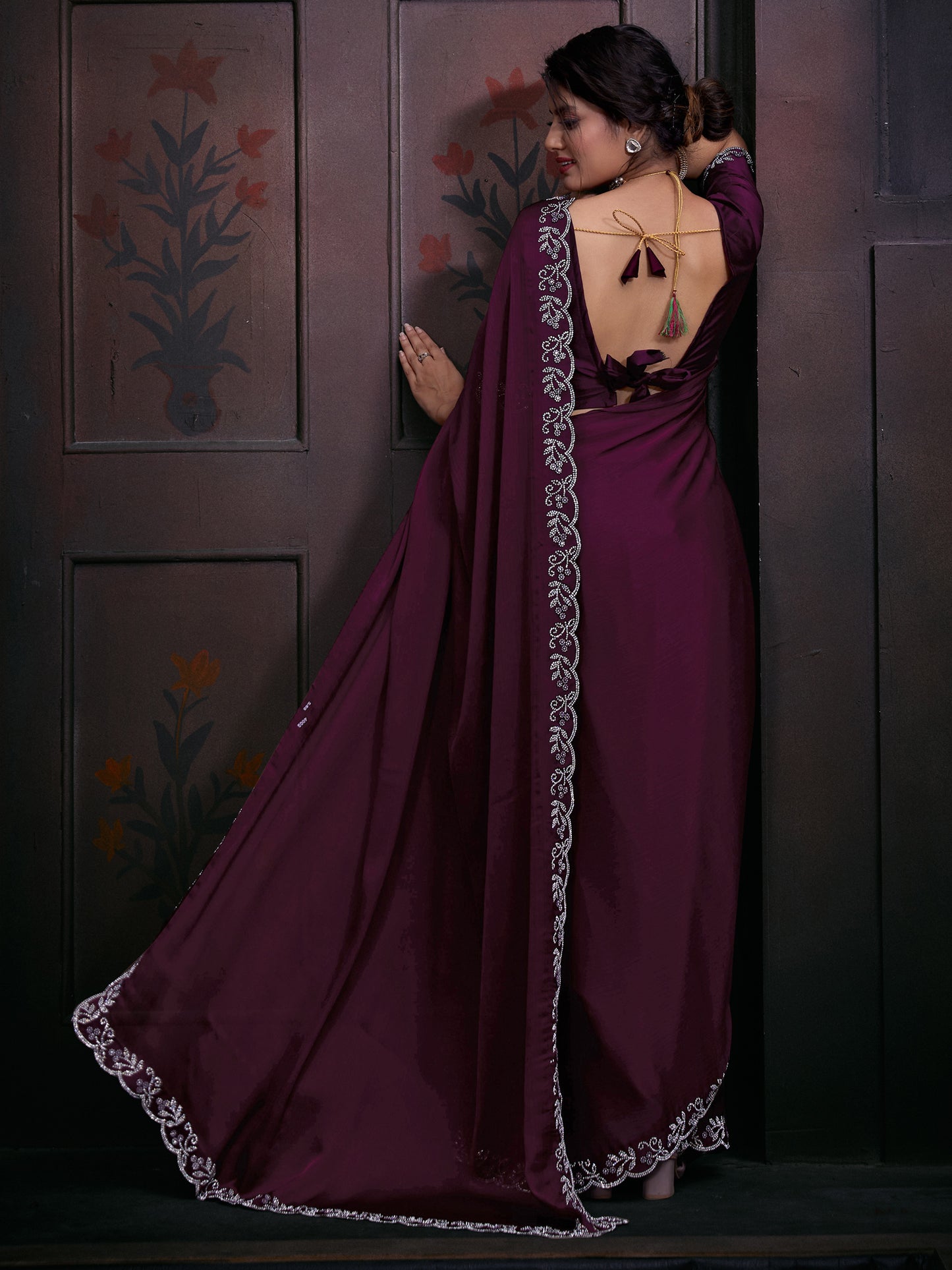 Women's Chiffon Magenta Embellished Designer Saree With Blouse Piece