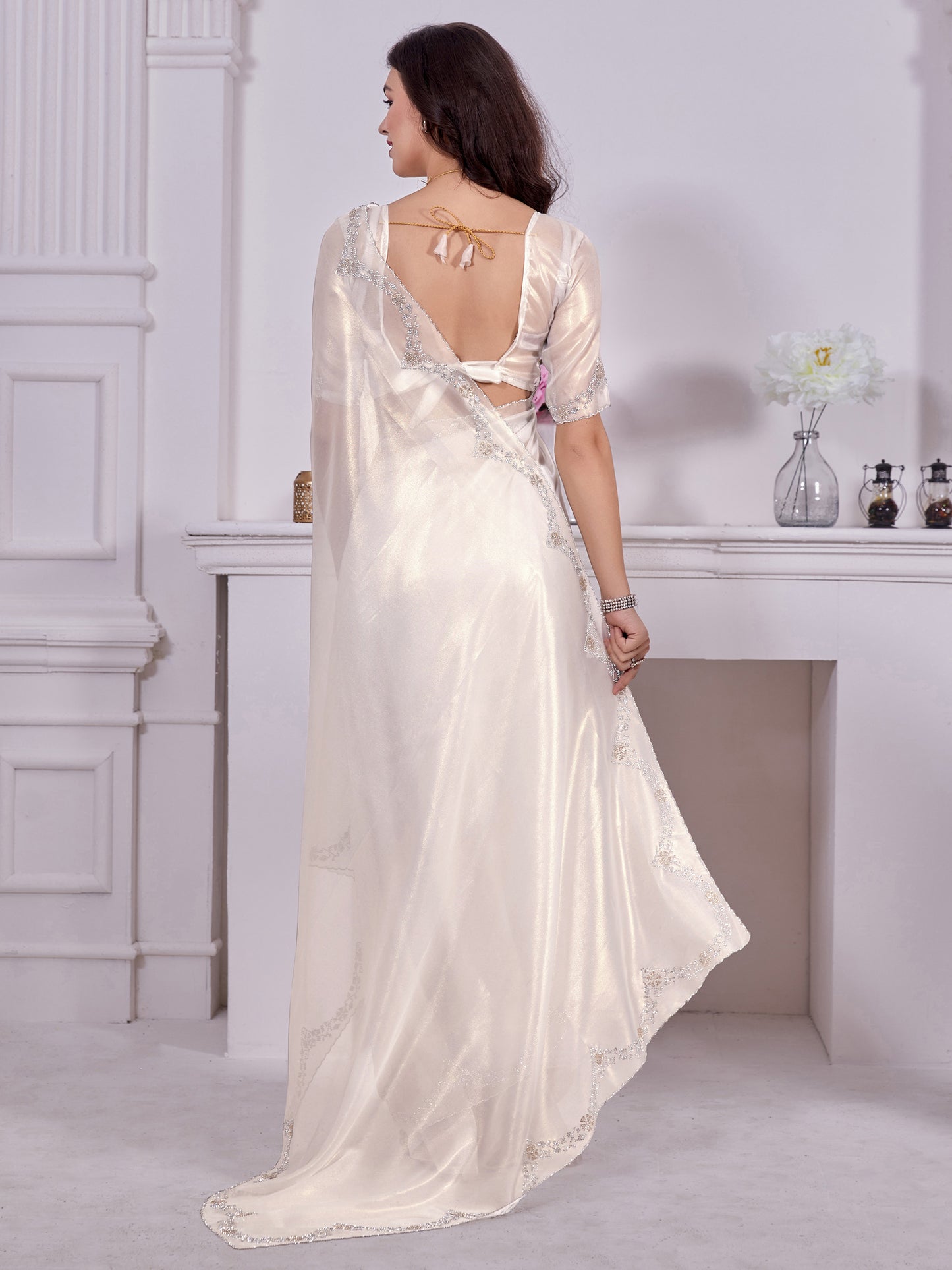 Women's Organza White Embellished Designer Saree With Blouse Piece