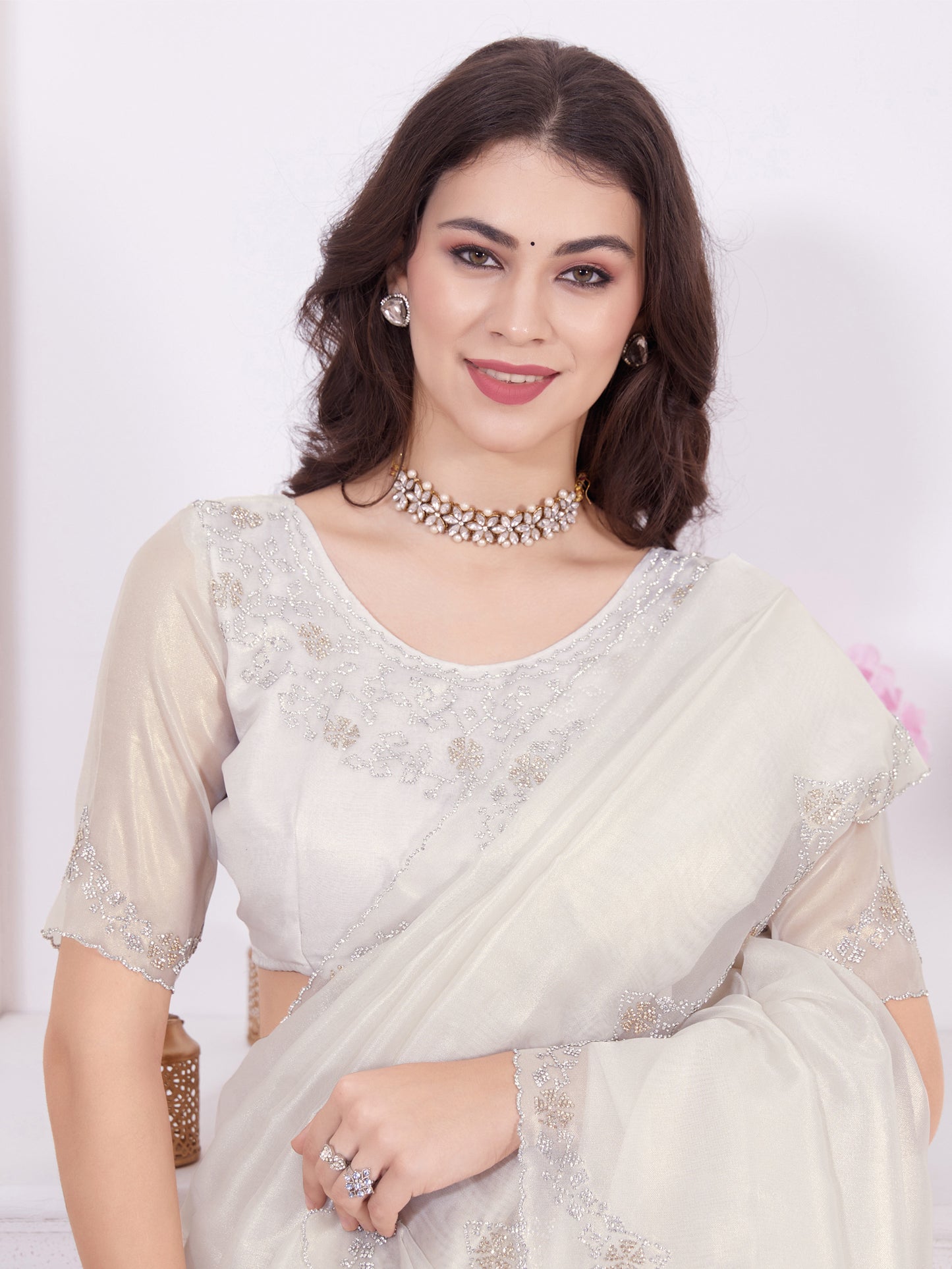 Women's Organza White Embellished Designer Saree With Blouse Piece